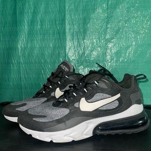 NIKE 270 REACT SZ 11